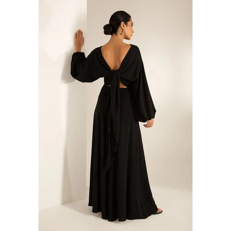 Wide Legged Crepe Maxi Pants In Black 6 Wide Legged Crepe Maxi Pants In Black - Image 4