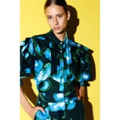 Chia Blouse In Recuerdos Verde Print -Maison Close Sales chia blouse in recuerdos verde print b11e63357a56cd7af1e0f5ece29f880a
