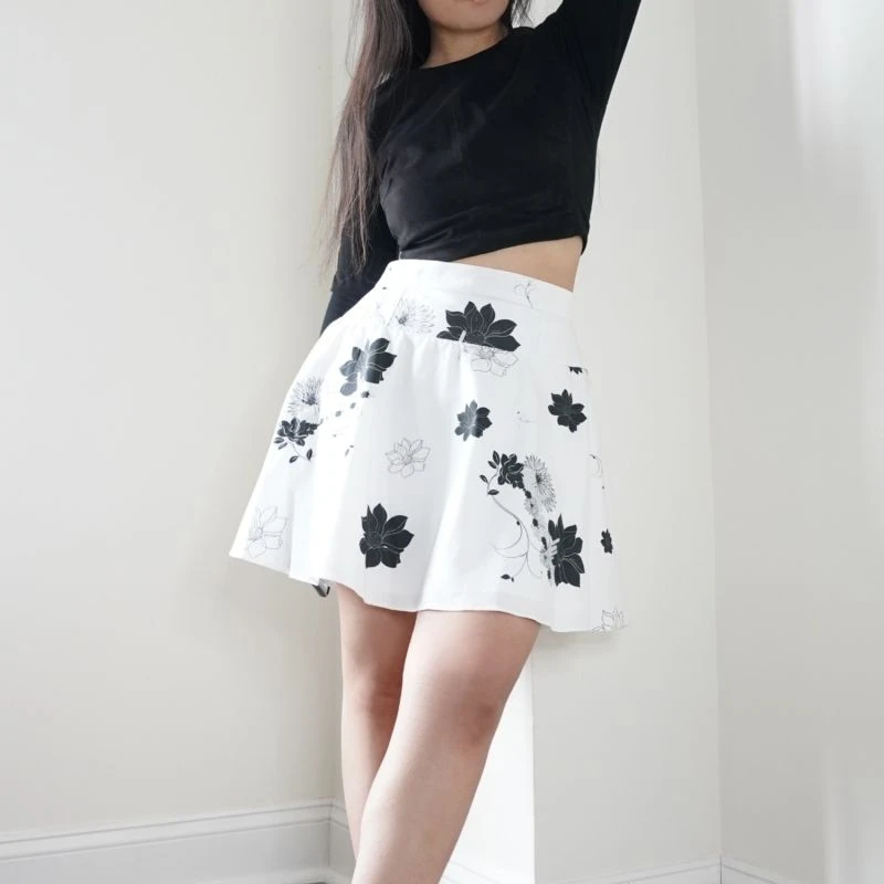 Danielle High-Waisted Mini Skirt - Black 4 Danielle High-Waisted Mini Skirt - Black - Image 2