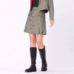 Short Skirt With Patch Pockets And Wide Ruffle 11 Short Skirt With Patch Pockets And Wide Ruffle -Maison Close Sales jupe courte avec poches plaque es et large volant 77136c382cff541a1670998a8cdaa857