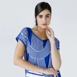 Print Top With Rounded Hemline 13 Print Top With Rounded Hemline -Maison Close Sales n4jlwulejrkczs9z4dza