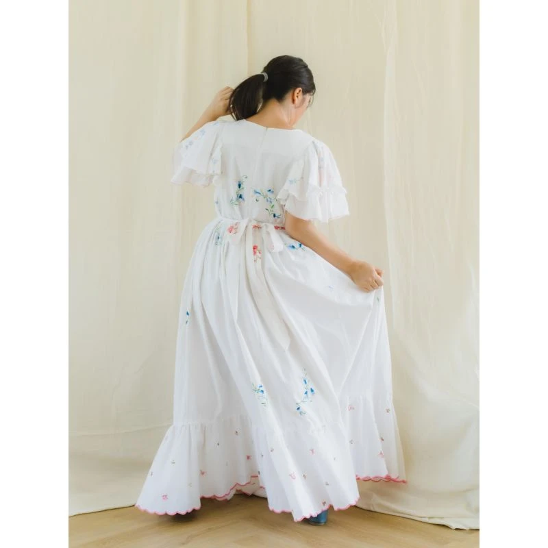 Upcycled Vintage Floral Embroidered Maxi Dress With Pink Border 15 Upcycled Vintage Floral Embroidered Maxi Dress With Pink Border - Image 13